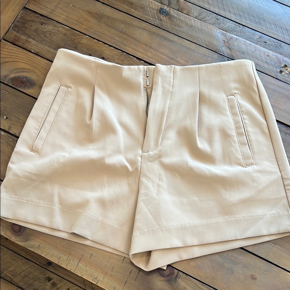 Elegant Tan Women's Shorts